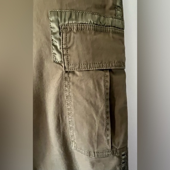 Abercrombie & Fitch Cargo Midi Skirt - Picture 2 of 5